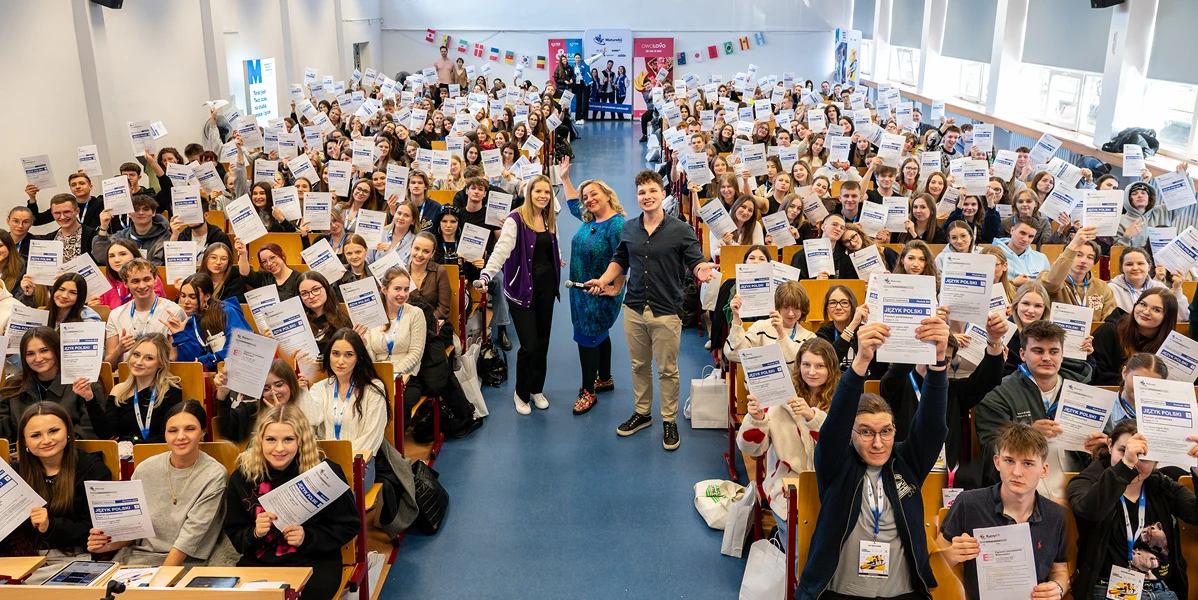 s1_Turbo Weekend tlo4