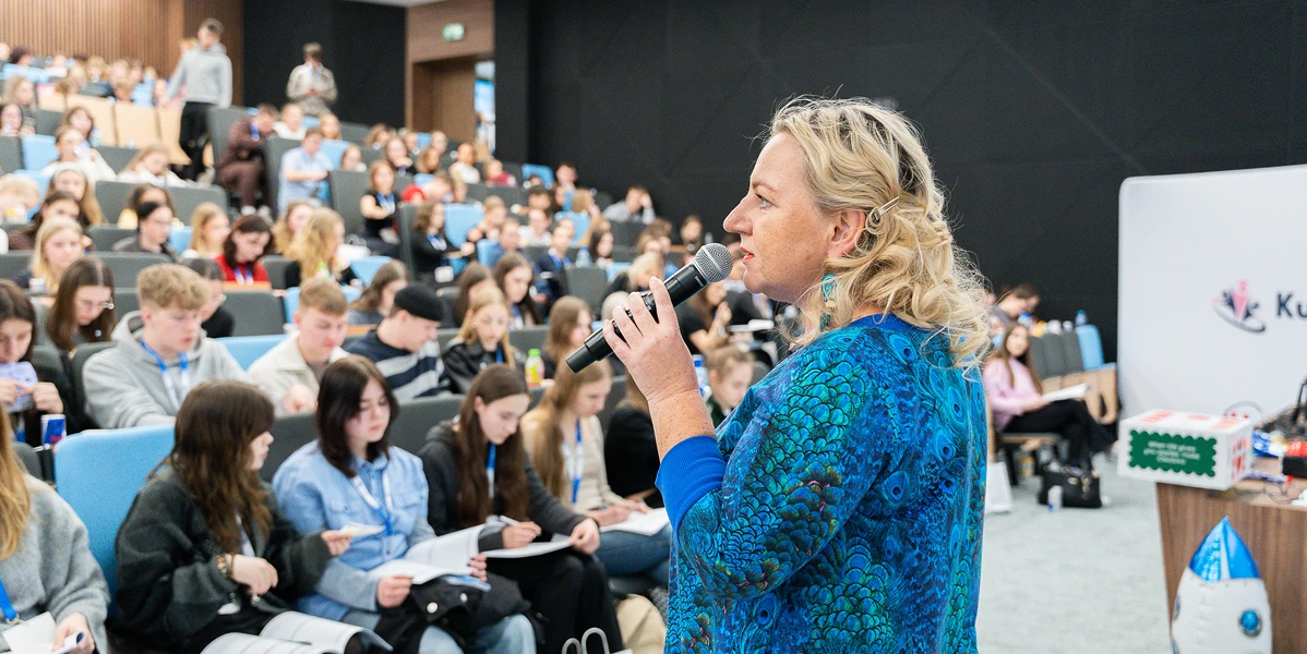 s1_Turbo Weekend tlo5