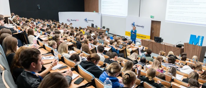 s1_Turbo Weekend tlo1